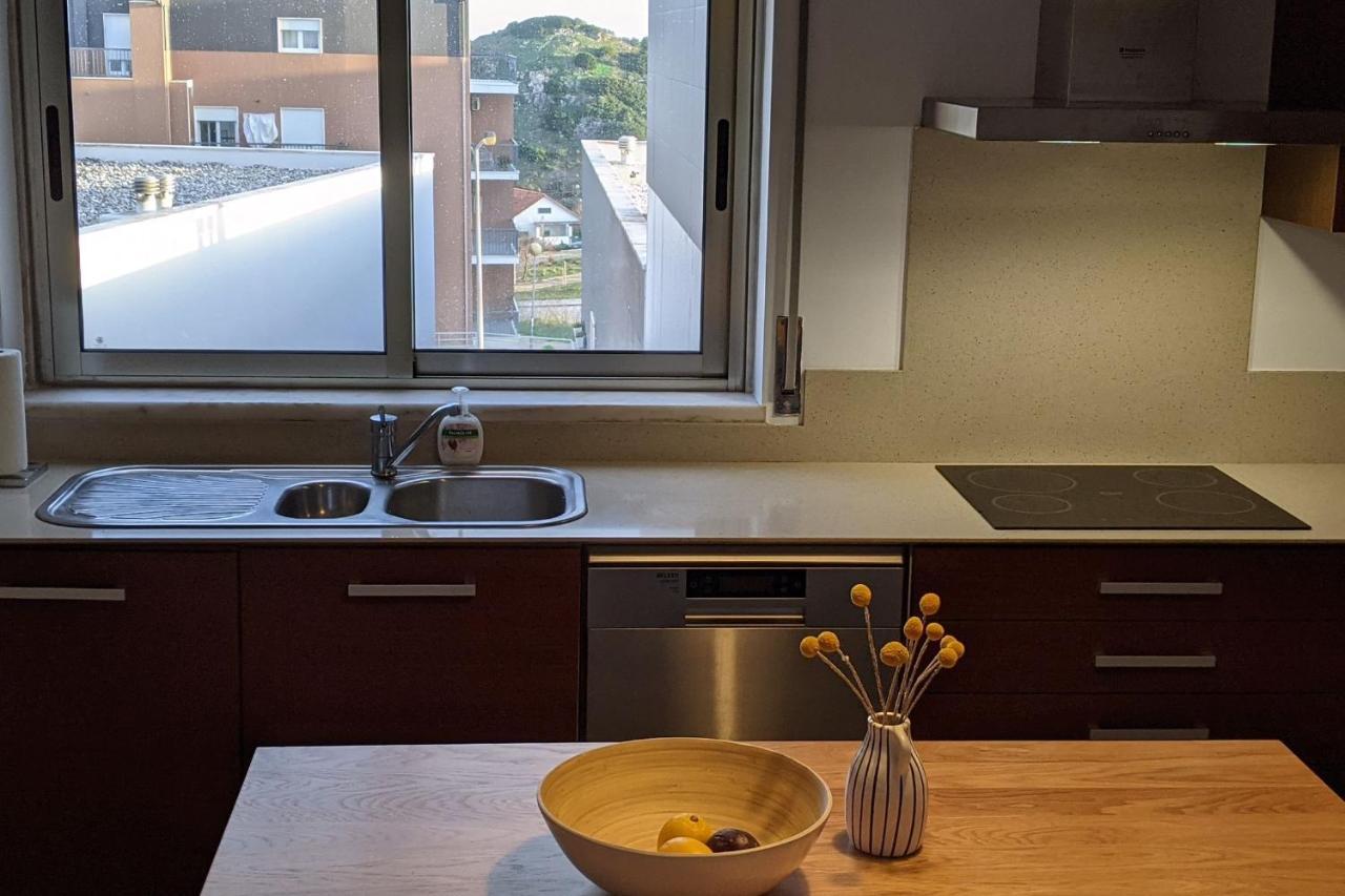 Lovelystay - Sesimbra 3Bdr Apartment W/Terrace Ngoại thất bức ảnh